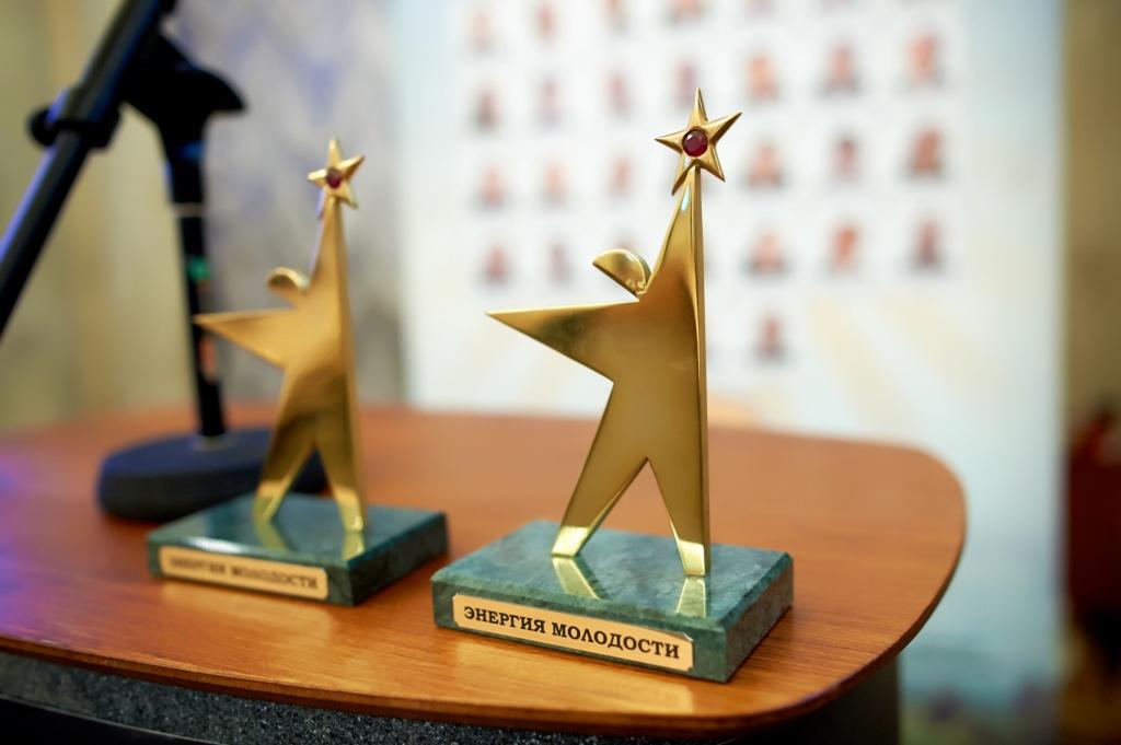 Заместитель Председателя Правительства РФ и Министр энергетики наградили победителей «Энергии молодости»